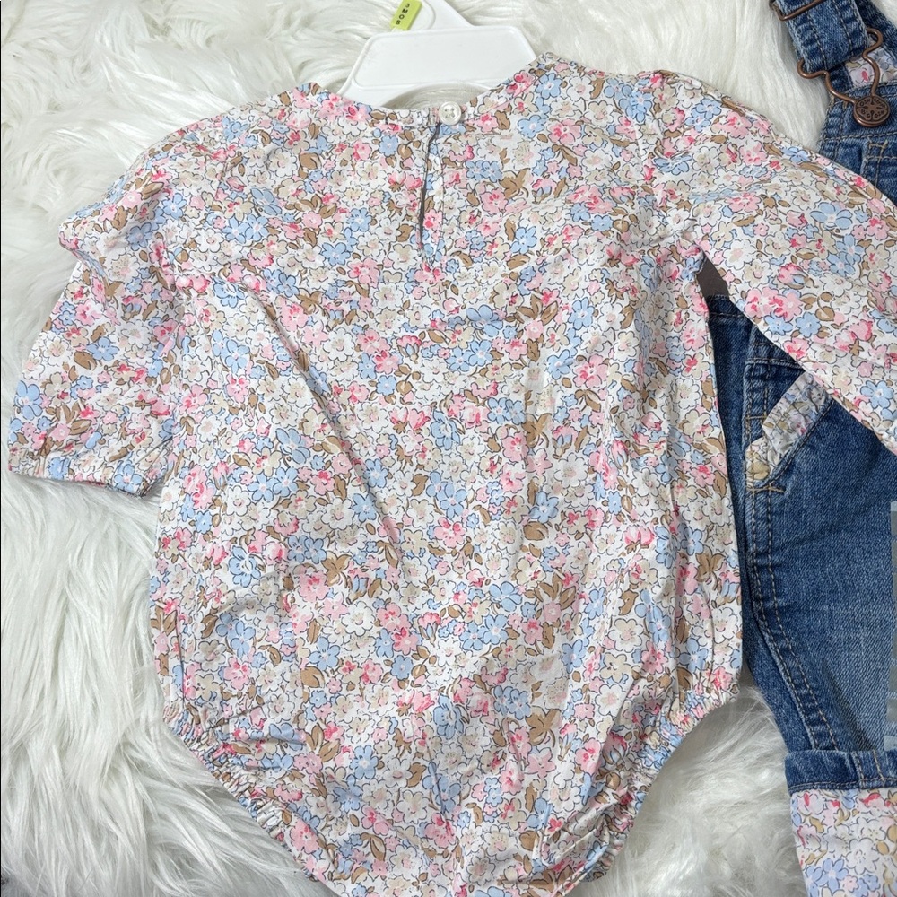 OshKosh B'gosh Floral and Blue 2 piece Overall set for Baby - Picture 6 of 8